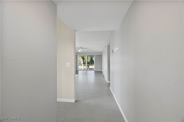 4372 27th CT SW 301, Naples, FL 34116