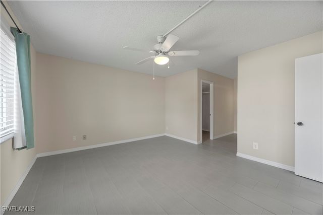 4372 27th CT SW 301, Naples, FL 34116