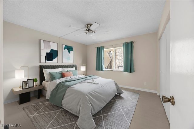 4372 27th CT SW 301, Naples, FL 34116