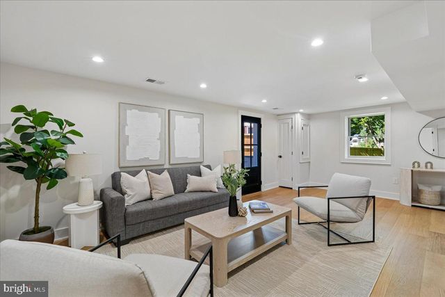 4114 SPRUELL DR, Kensington, MD 20895