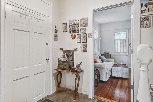 5 Bull Street, Charleston, SC 29401