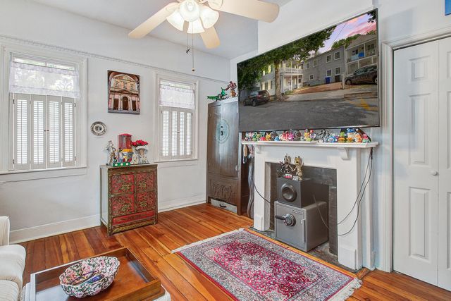5 Bull Street, Charleston, SC 29401