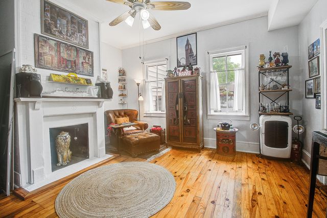 5 Bull Street, Charleston, SC 29401