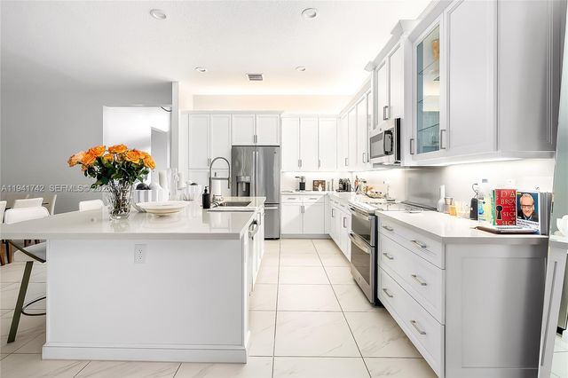 7969 Wildflower Shores Dr, Delray Beach, FL 33446