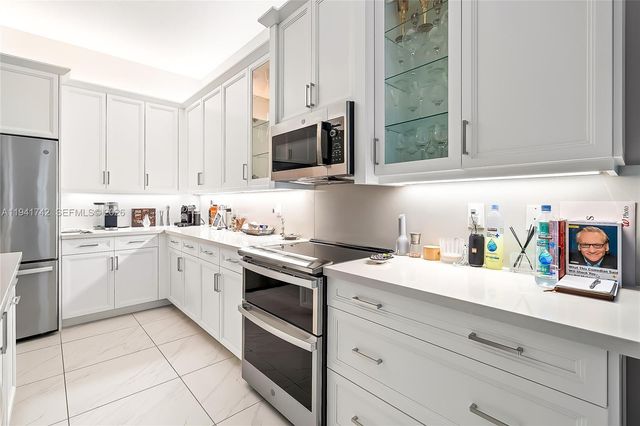 7969 Wildflower Shores Dr, Delray Beach, FL 33446