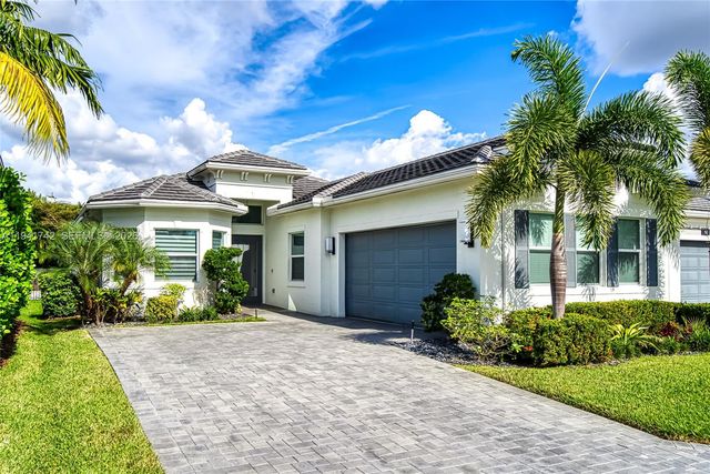 7969 Wildflower Shores Dr, Delray Beach, FL 33446