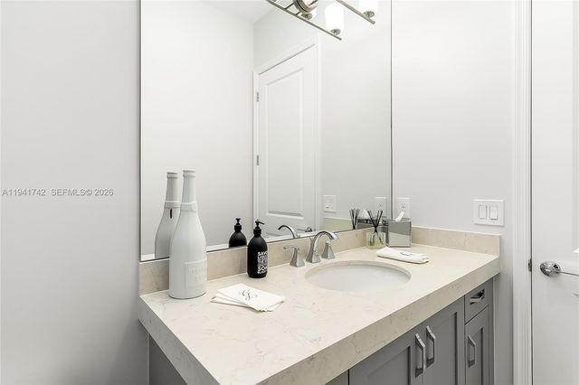 7969 Wildflower Shores Dr, Delray Beach, FL 33446