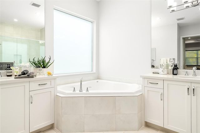 7969 Wildflower Shores Dr, Delray Beach, FL 33446