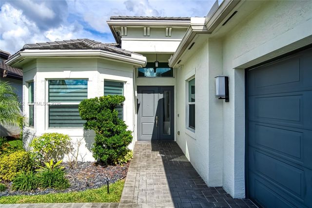 7969 Wildflower Shores Dr, Delray Beach, FL 33446