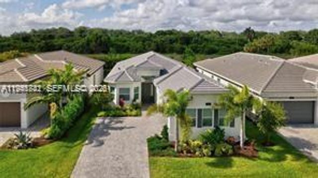 7969 Wildflower Shores Dr, Delray Beach, FL 33446