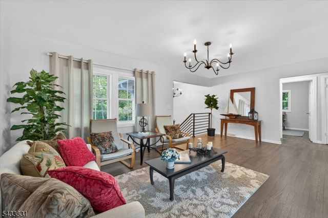 62 Barry Dr, Vernon Twp., NJ 07422