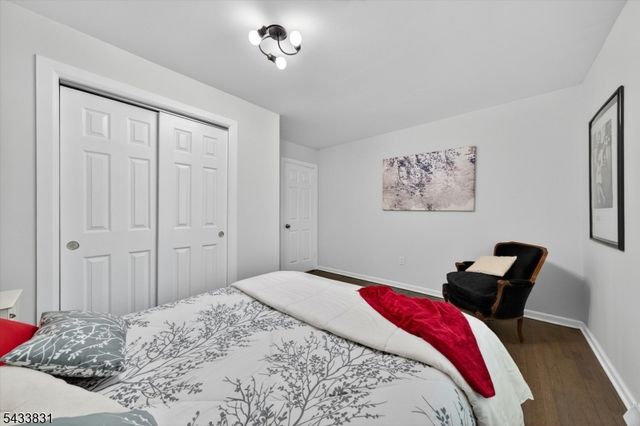 62 Barry Dr, Vernon Twp., NJ 07422