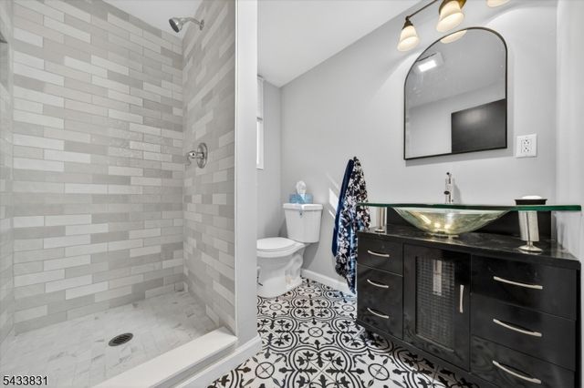 62 Barry Dr, Vernon Twp., NJ 07422