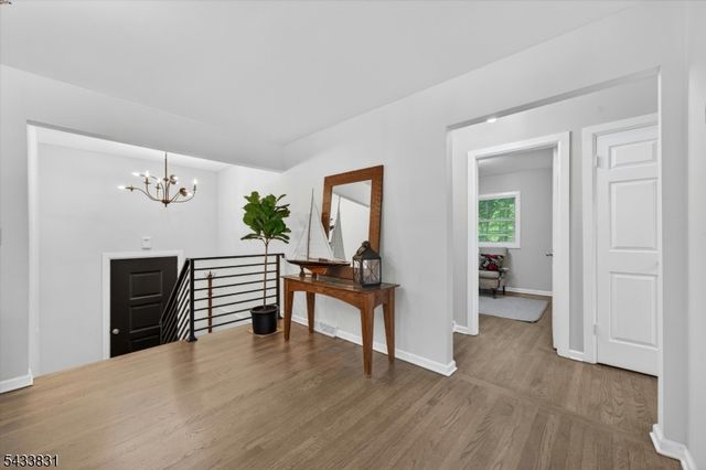 62 Barry Dr, Vernon Twp., NJ 07422