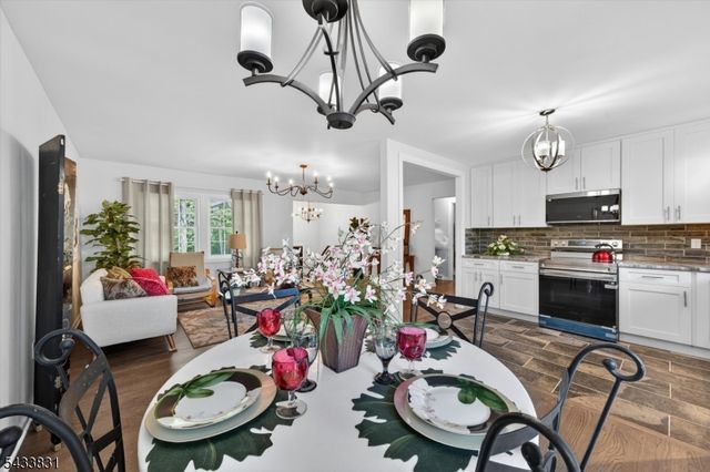 62 Barry Dr, Vernon Twp., NJ 07422
