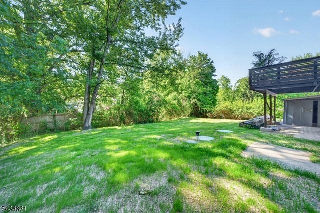 62 Barry Dr, Vernon Twp., NJ 07422