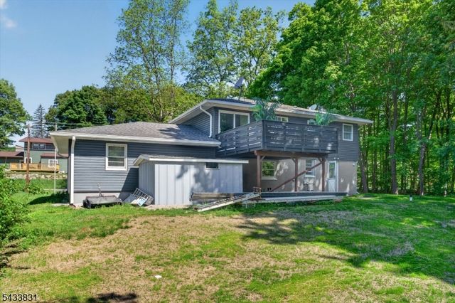62 Barry Dr, Vernon Twp., NJ 07422