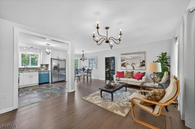 62 Barry Dr, Vernon Twp., NJ 07422