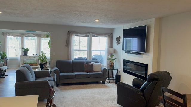 1633 Thyme Drive Sw 2, Byron Twp, MI 49315