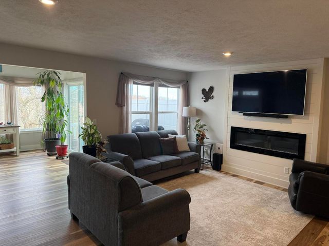 1633 Thyme Drive Sw 2, Byron Twp, MI 49315