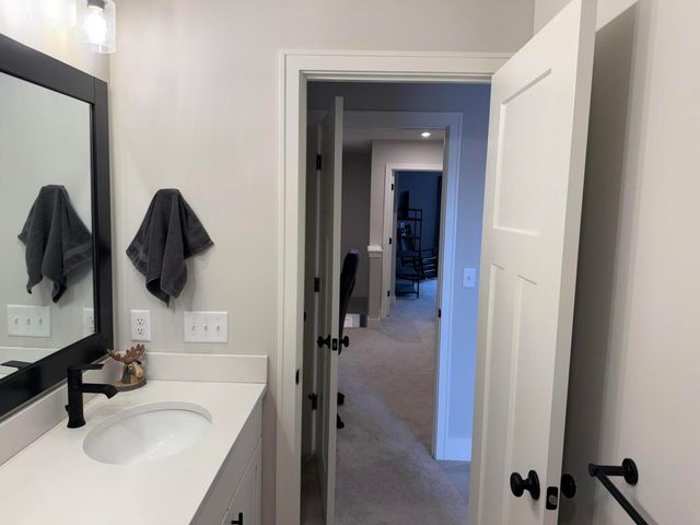 1633 Thyme Drive Sw 2, Byron Twp, MI 49315