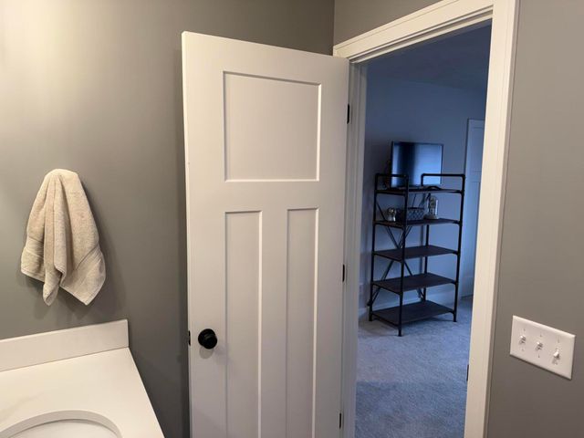 1633 Thyme Drive Sw 2, Byron Twp, MI 49315