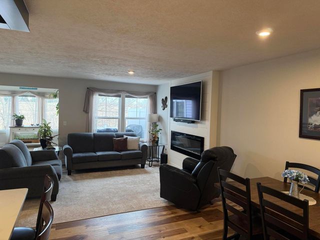 1633 Thyme Drive Sw 2, Byron Twp, MI 49315