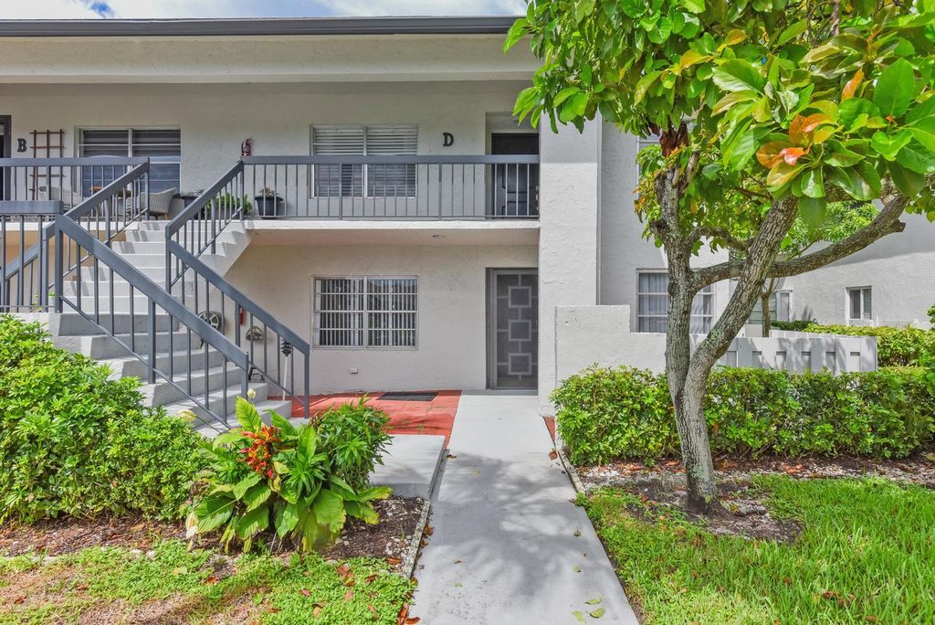5759 Phoenix Palm Court C, Delray Beach, FL 33484