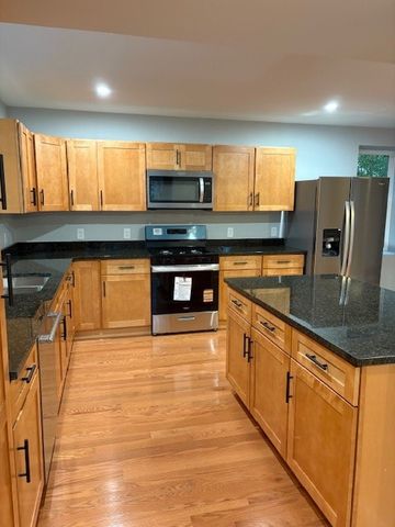 184 Avenue C S6, Woonsocket, RI 02895