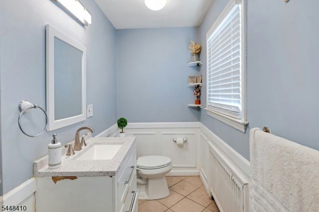 981 Carnegie Ave, Plainfield City, NJ 07060
