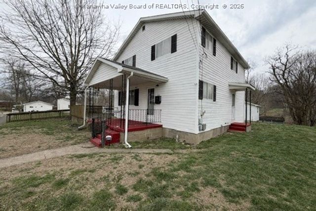 23 Preston Street, Ravenswood, WV 26164