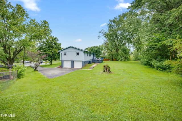 101 Canterbury Lane, Bristol, VA 24201