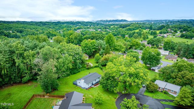 101 Canterbury Lane, Bristol, VA 24201