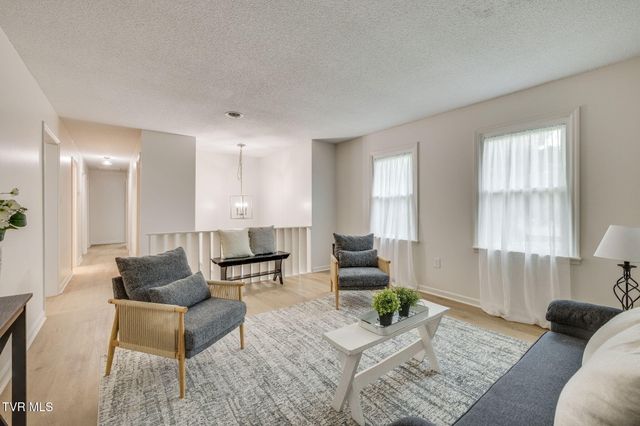 101 Canterbury Lane, Bristol, VA 24201