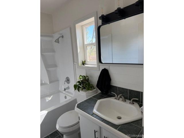 1601 Longbow Ct, Lafayette, CO 80026