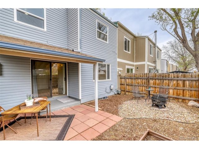 1601 Longbow Ct, Lafayette, CO 80026