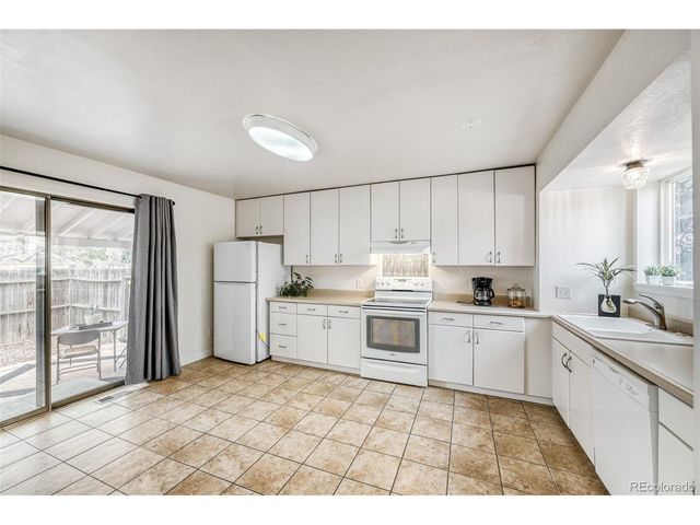 1601 Longbow Ct, Lafayette, CO 80026