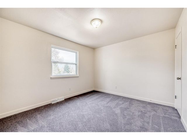 1601 Longbow Ct, Lafayette, CO 80026