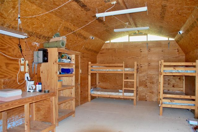 494 County Road 217c, Schulenburg, TX 78956