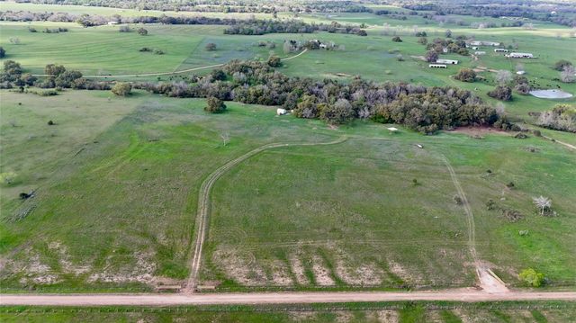 494 County Road 217c, Schulenburg, TX 78956