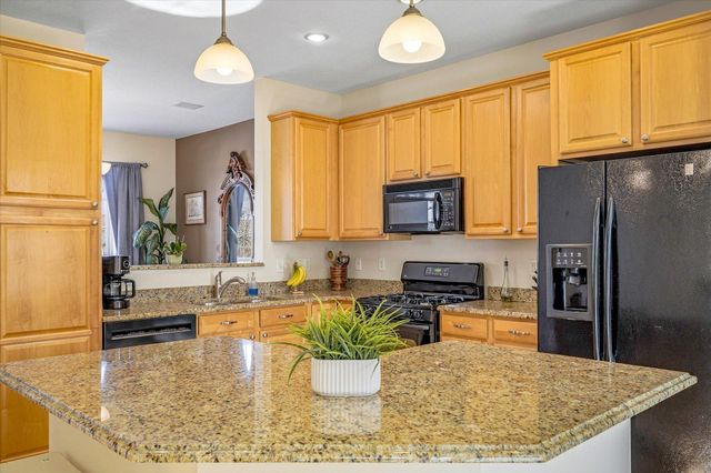 12303 82nd Avenue N, Maple Grove, MN 55369