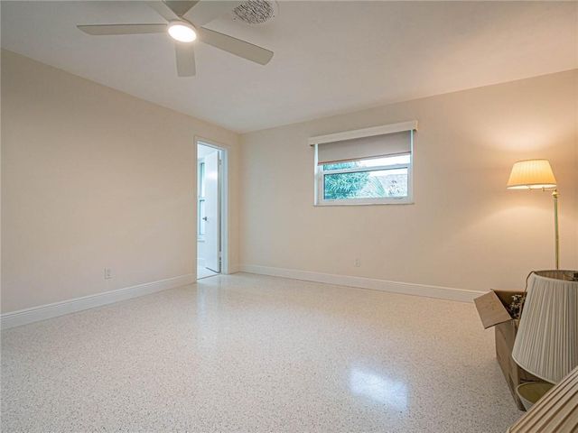 626 Honeysuckle Lane, Vero Beach, FL 32963
