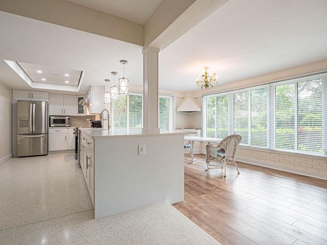 626 Honeysuckle Lane, Vero Beach, FL 32963