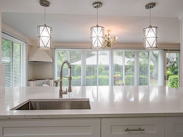 626 Honeysuckle Lane, Vero Beach, FL 32963