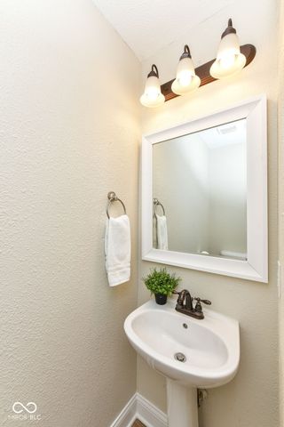 12809 Freedom Drive, Fishers, IN 46037