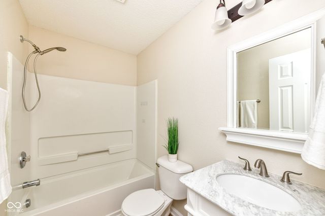 12809 Freedom Drive, Fishers, IN 46037