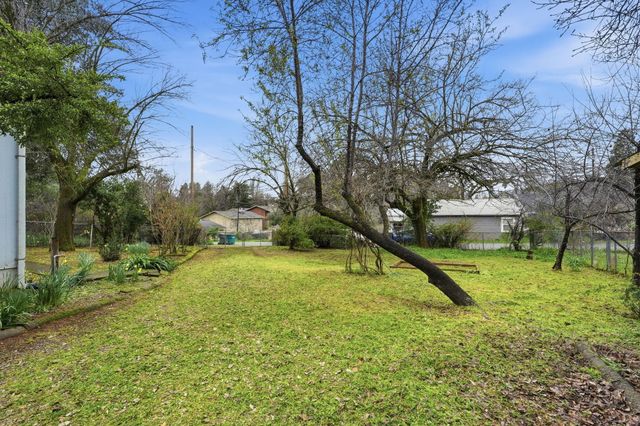 1717 Deer Creek Road, Shasta Lake, CA 96019