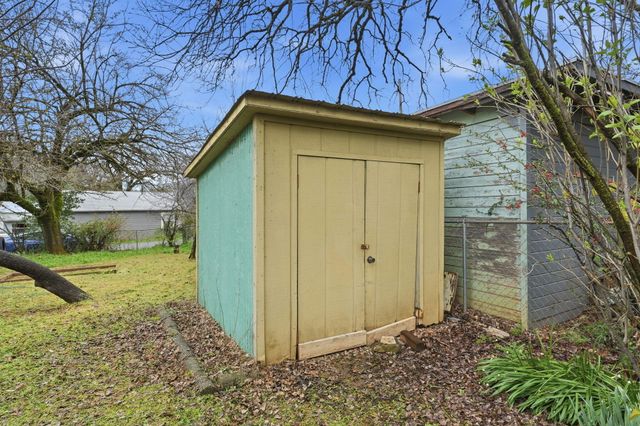 1717 Deer Creek Road, Shasta Lake, CA 96019