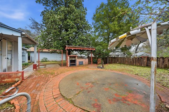 1717 Deer Creek Road, Shasta Lake, CA 96019