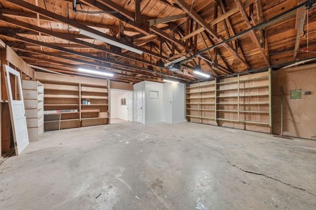 1717 Deer Creek Road, Shasta Lake, CA 96019